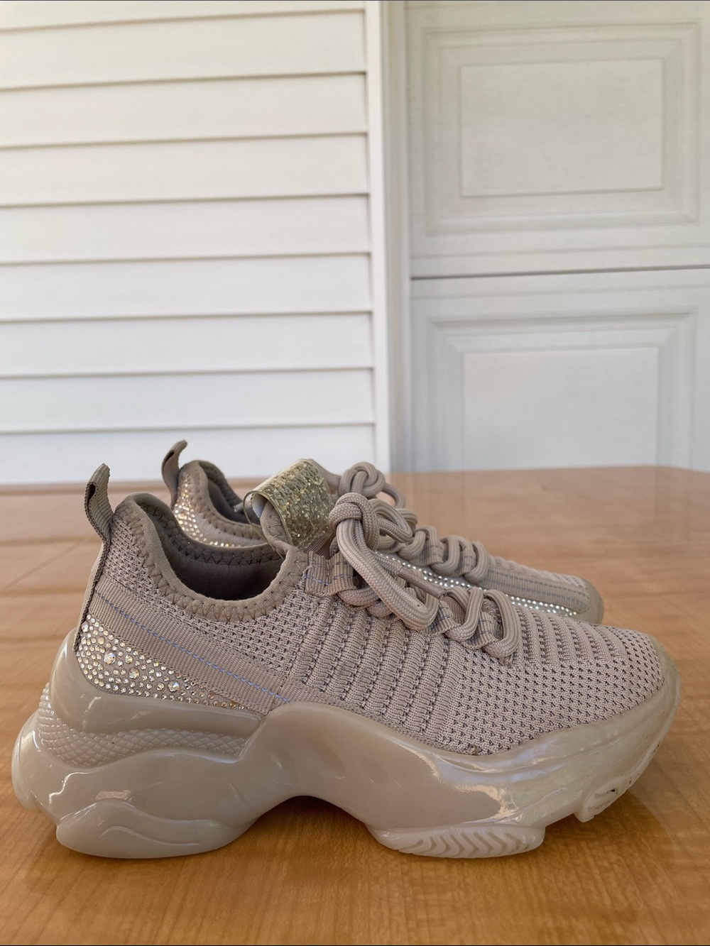 Steve Madden NY90 Kids Shoes Size 1
